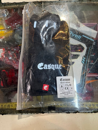 CASQUE MOTORCU ELDİVENİ DIŞI KORUMALI TRAFİK KURALLARINA UYGUN